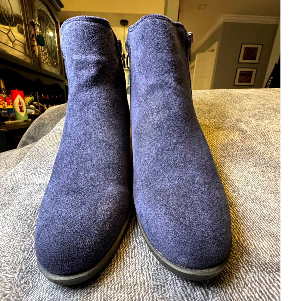 Shoeland Ellaire Navy Blue Faux Suede Ankle Boots Women Size 10 Low Block Heel